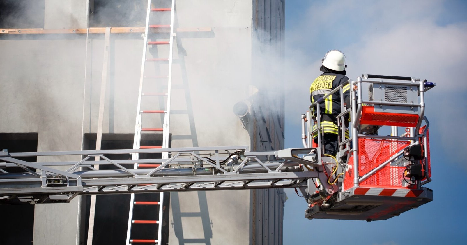 Feuerrohbau: Neue Produktvariante der SV IndustriePolice 2.1 ...